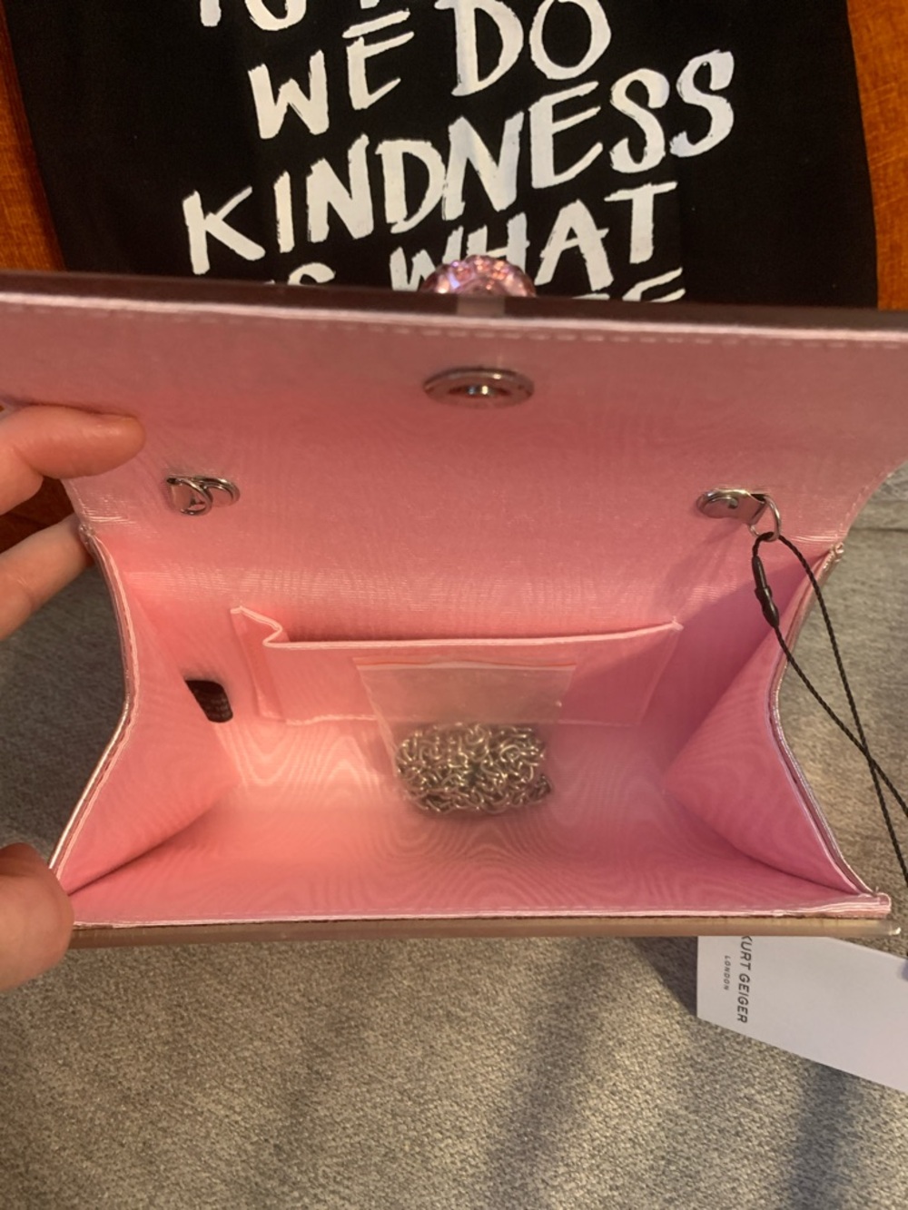 Kurt Geiger London Party Eagle Glitter Pink Clutch crossbody evening purse NWT - Picture 6 of 7
